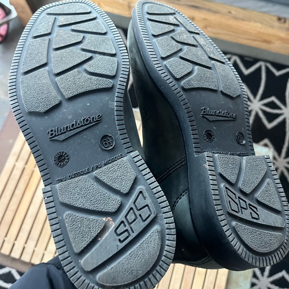 Blundstone Gray Ankle Boots - Picture 9 of 11